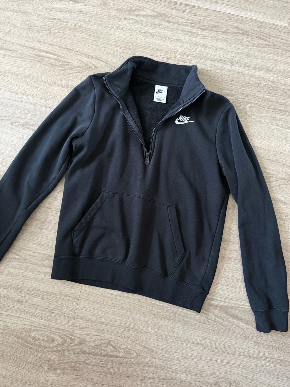 Nike XS Black Quarter-Zip Pullover Sweatshirt